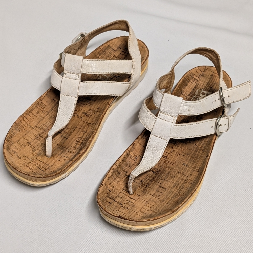 Born White Leather+ Cork Thong Sandals Size 9 - Picture 2 of 13